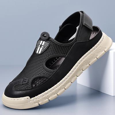 Fashion Brand's New Summer Breathable Mesh Men's Soft Soled Sandals Are Fashionable Comfortable and Casual Beach Shoes for Outdoor Use