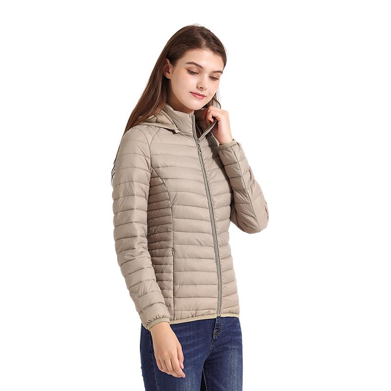 Women Fashion Ultralight Padded Puffer Jacket Coat Lady Soild Lightweight Warm Outwear with Detachable Hood Storage Bag