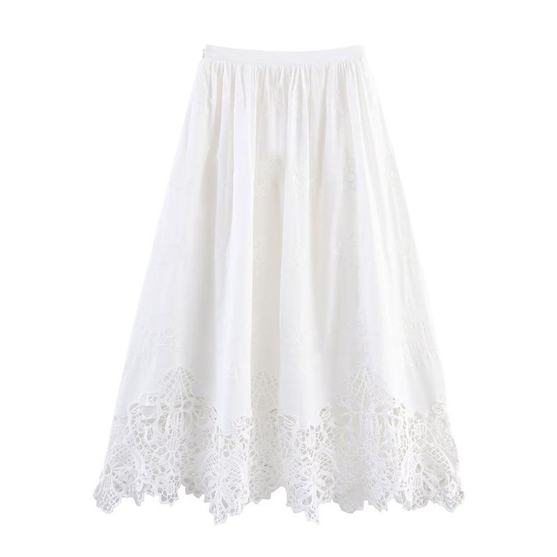 2026 European-American Temperament Embroidered Lace Patchwork Skirt