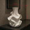 Creative Ceramic Vase Abstract Irregular Folds Handmade Spiral Porcelain Vase Ceramic Handicrafts Flower Vases Flowerpot Vases P