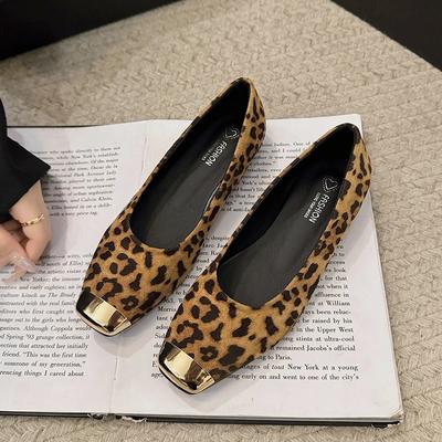 Fashion 2024 New Women's Low Heels One Kick Leopard Print Metal Decorative Toe Wear-resistant Rubber Sole Comfortable and Breathable