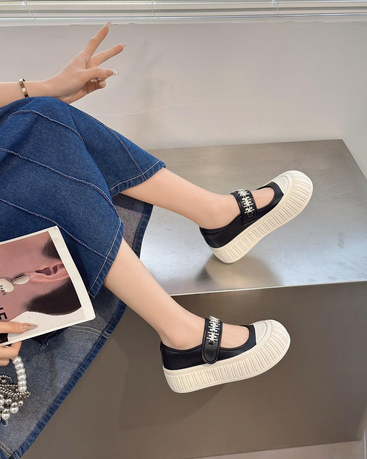 

Ugly cute big head Mary Jane shoes women s 2025 spring and autumn new rhinestone Velcro cute single shoes versatile thick baseplate shoes 40 чёрный