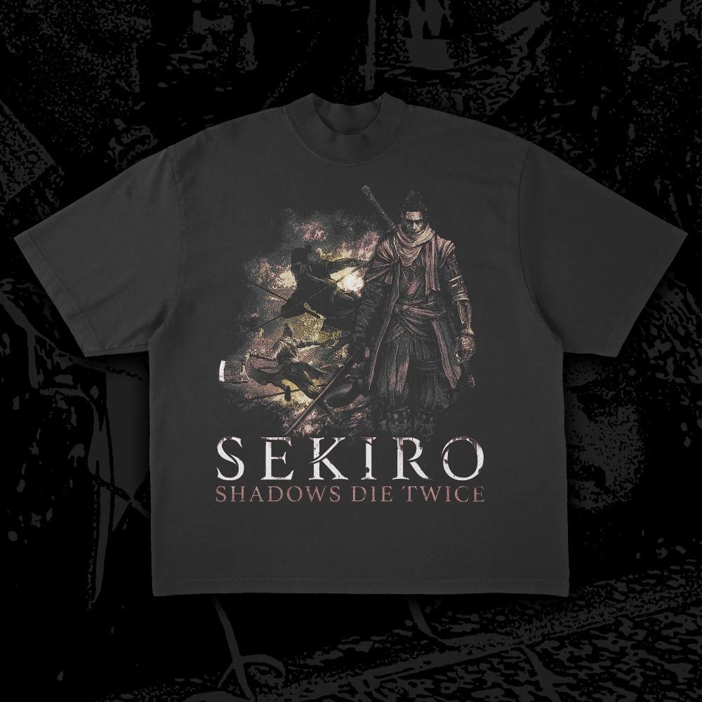 Sekiro: Shadows Die Twice Scena di Battaglia Vintage Girocollo T-shirt Oversize | T-shirt Unisex Samurai Gaming Streetwear