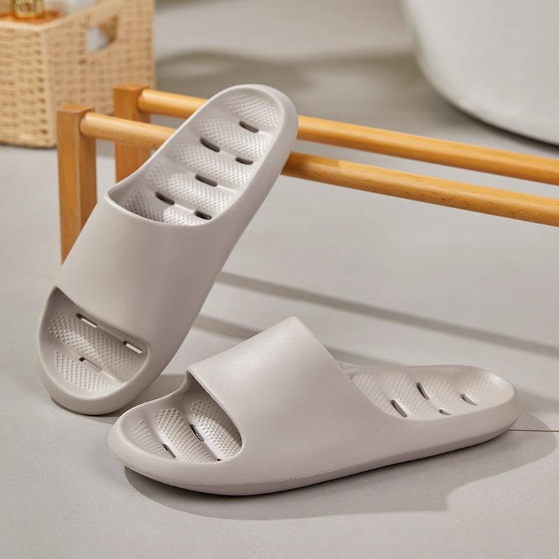 Warm edge slippers women summer hollow leakage bathroom bath non-slip indoor home cool slippers