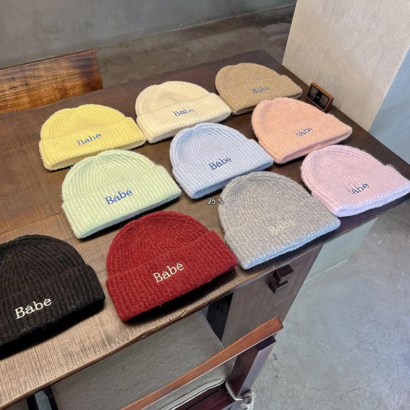 Letter Embroidered Woolen Hat Autumn and Winter Versatile Men and Women Outdoor Cycling Warm Pullover Knitted Woolen Hat