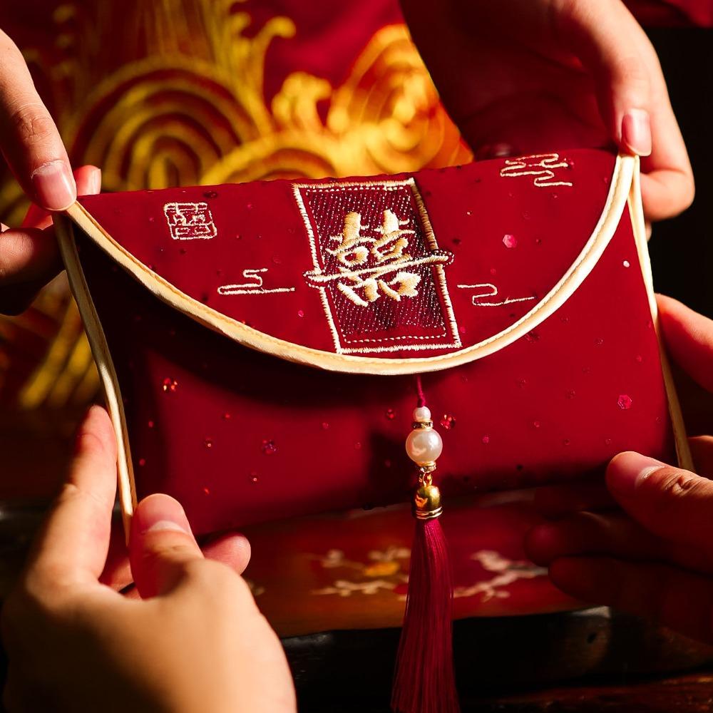 Chinese Style Wedding Red Envelope Tassel Embroidery Pattern Wedding Changing Fee Bag Hongbao Traditional Money Red Pocket Party