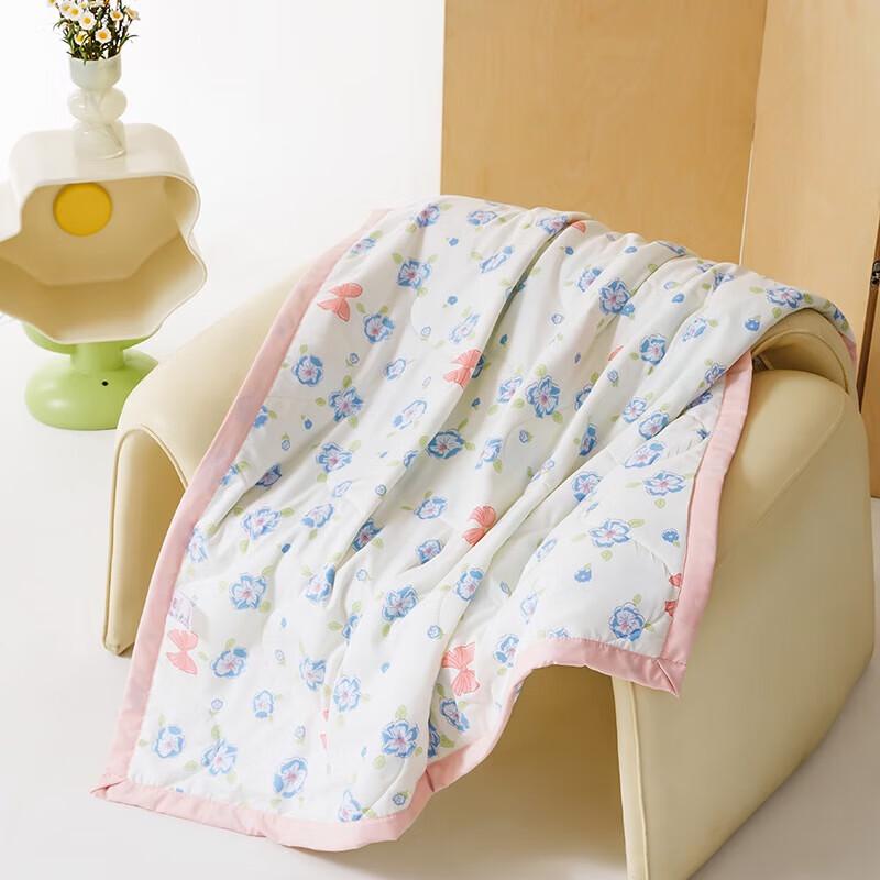 

Red Dragonfly Summer Quilt