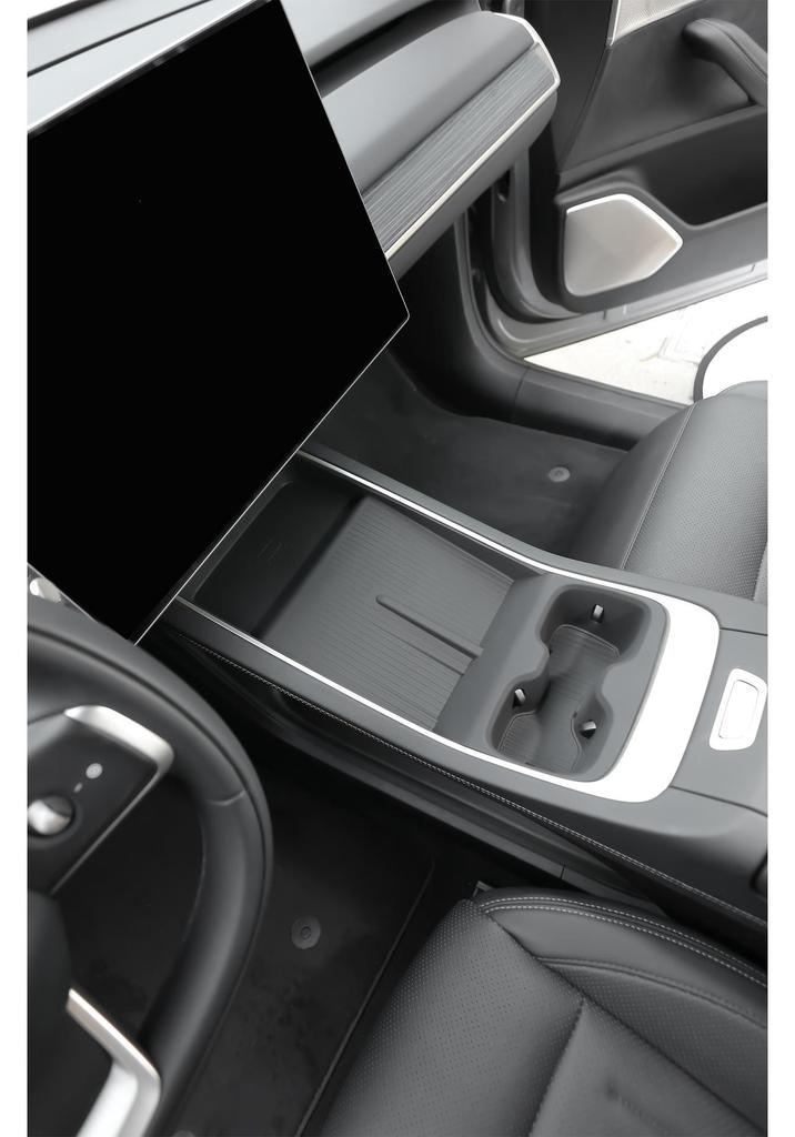 Nio LeDao L60 Car Interior Accessories: Wireless Charging Silicone Pad for Center Console