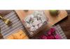 Transparent Disposable Plastic Box with Lid for Fresh Fruit, Roast Duck, Cake, or Strawberries.