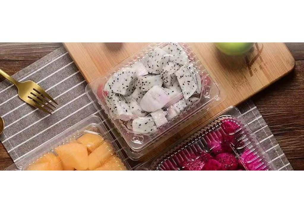 Transparent Disposable Plastic Box with Lid for Fresh Fruit, Roast Duck, Cake, or Strawberries.
