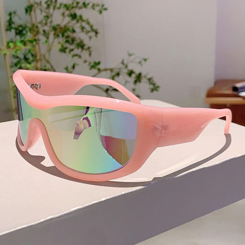

New Big Frame One Piece Sunglasses Women For Men Luxury Brand Designer Vintage Punk Sunglasses Popular Outdoor Ski Sport Goggle As the picture