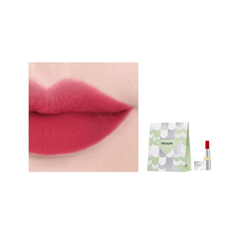 Матовая помада Prada, ultimate цвет, легкая помада, подарочный пакет limited edition, матовая, легко наносимый цвет, #R26 Lava Red 3,8 г красный