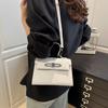 European and American retro shoulder bag women's bag stone pattern texture casual messenger bag this year's new small square bag women's bag