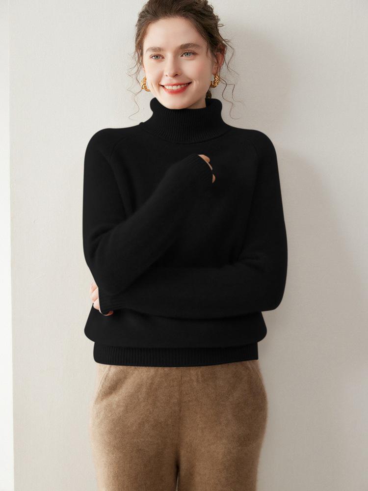 Women's Thickened Cashmere High-Neck Sweater - Autumn/Winter Knitted Loose Base Layer for a Cozy, Relaxed Style