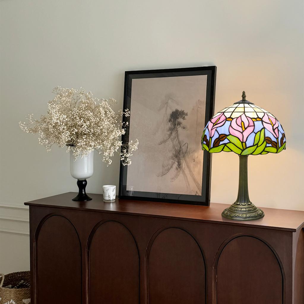 Modern calla lily flower desk lamp, stained glass desk lamp, handmade table, bedside table, night light, antique craft art gift