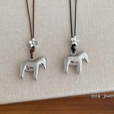 Minar Funny Smooth Surface Metallic Cartoon Horse Flower Pendant Necklaces for Women Long Adjustable Wax Rope Chain Chokers