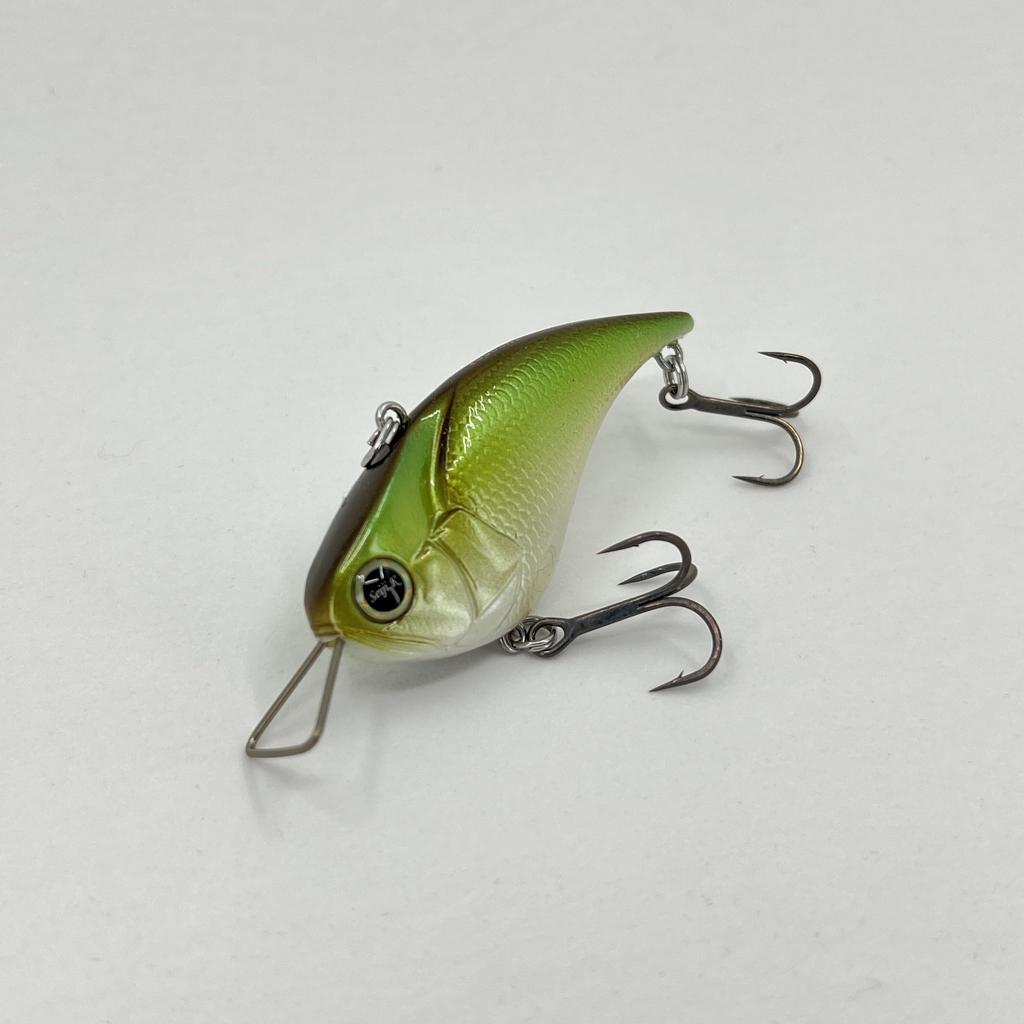 REVONIK VOLBEAT 70F Floating Vibration Lure Pond (for Fishing)