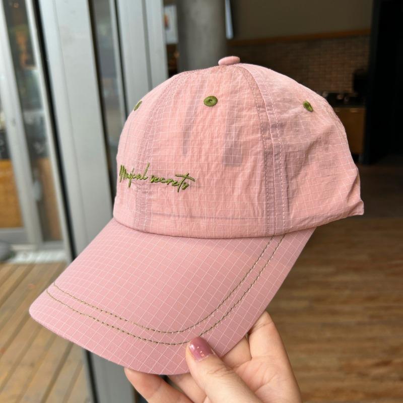 Sommerlicher kleiner frischer Hut Damen leichter und atmungsaktiver schnelltrocknender Baseballkappe Paar Outdoor-Sonnenschutzmütze Herren zeigen kleines Gesicht