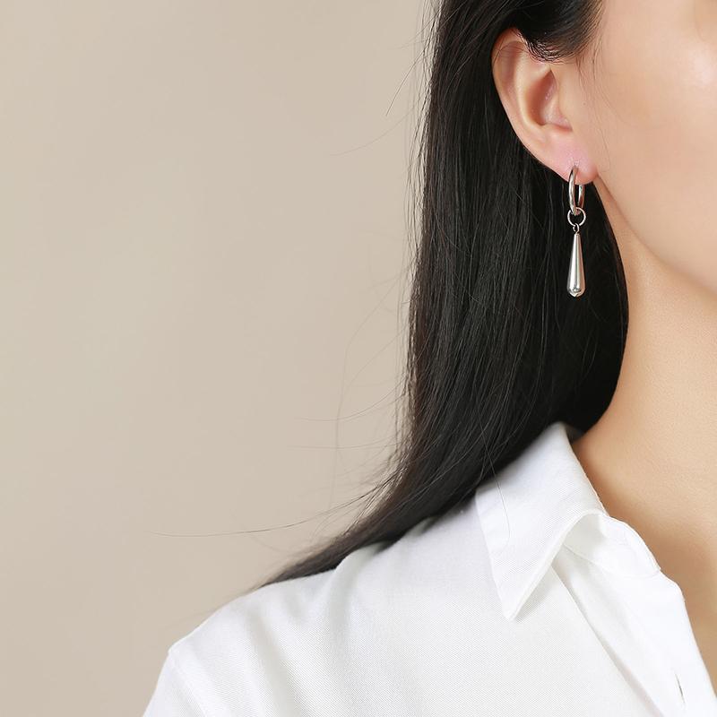 1pc Fashion Japan Anime Water Drop Earrings for Women Men's Pendant Hoop Earrings Simple Cosplay Party Jewelry Gift