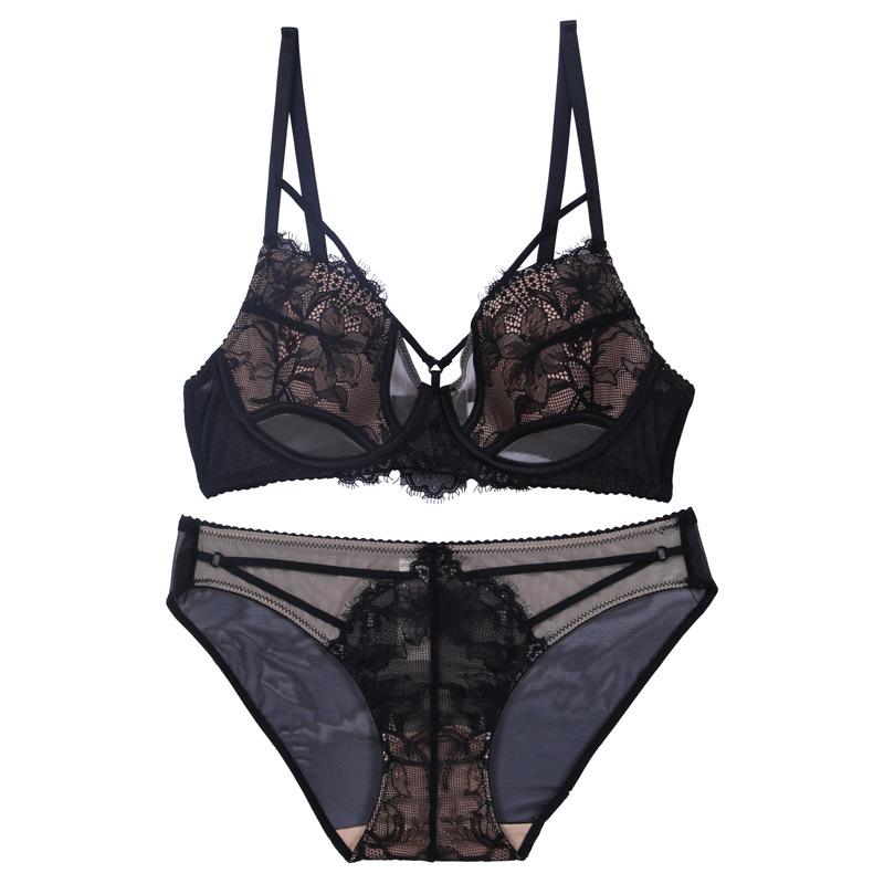 French Sexy Lingerie Set Big Chest Small Anti-sagging Sexy Lace Push-up Bra Breathable Sexy Panties