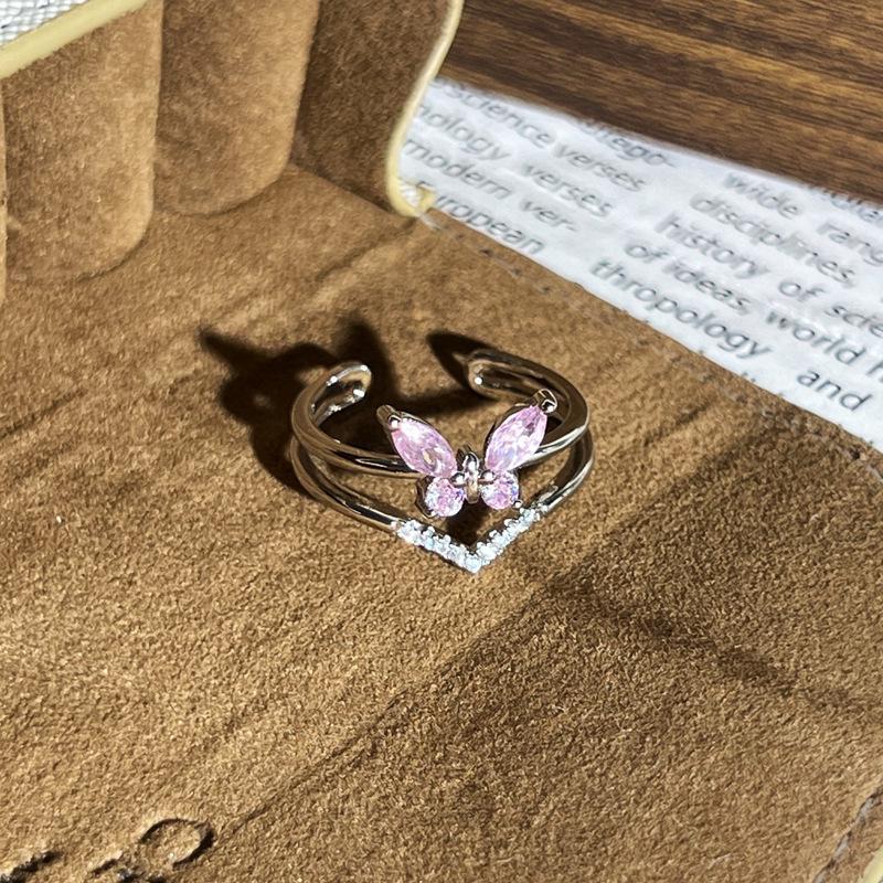 Exquisite Pink Diamond Butterfly Open Ring in Korean Style - Trendy, Versatile Fashion for Women