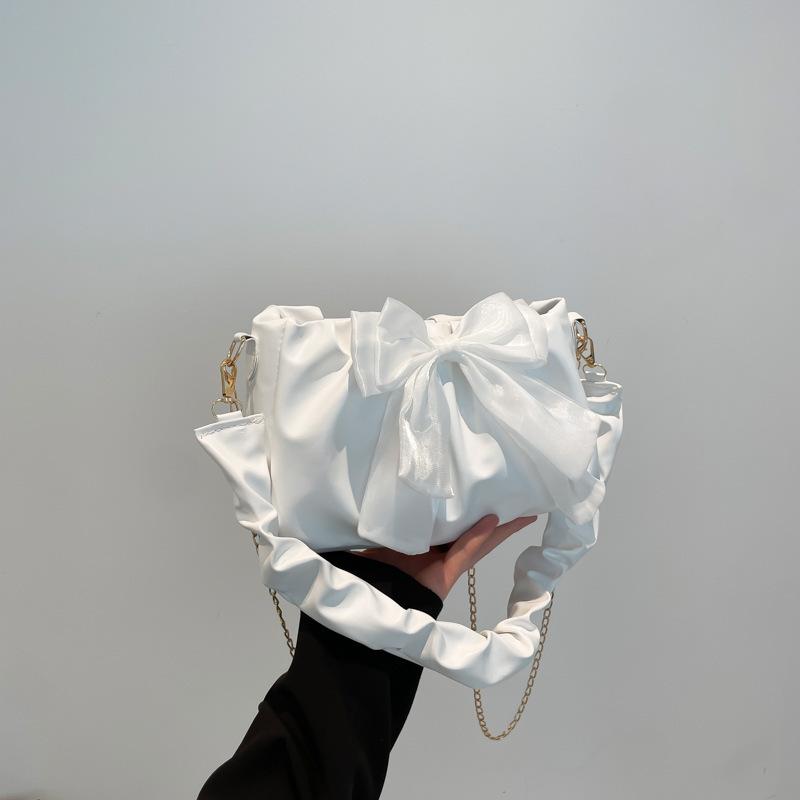 Diesjährige beliebte kleine Tasche Damen 2025 neue Mode lässige Kette Crossbody niedliche Schleife Schulter Achselhöhle Tasche