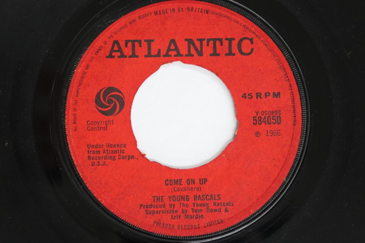 

7inch Record YOUNG RASCALS - Come On Up 584050 Atlantic 1966 UK Rock Used