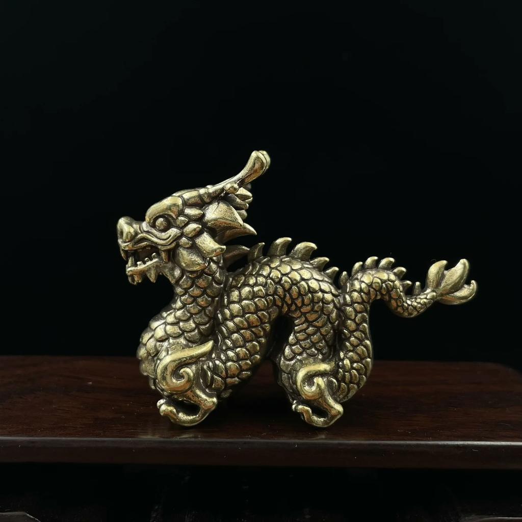 Rosenholzgrün Skulptur Tier glückverheißender Drache Holzschnitzerei wie Sternzeichen Drache Dekoration Maskottchen Dekoration