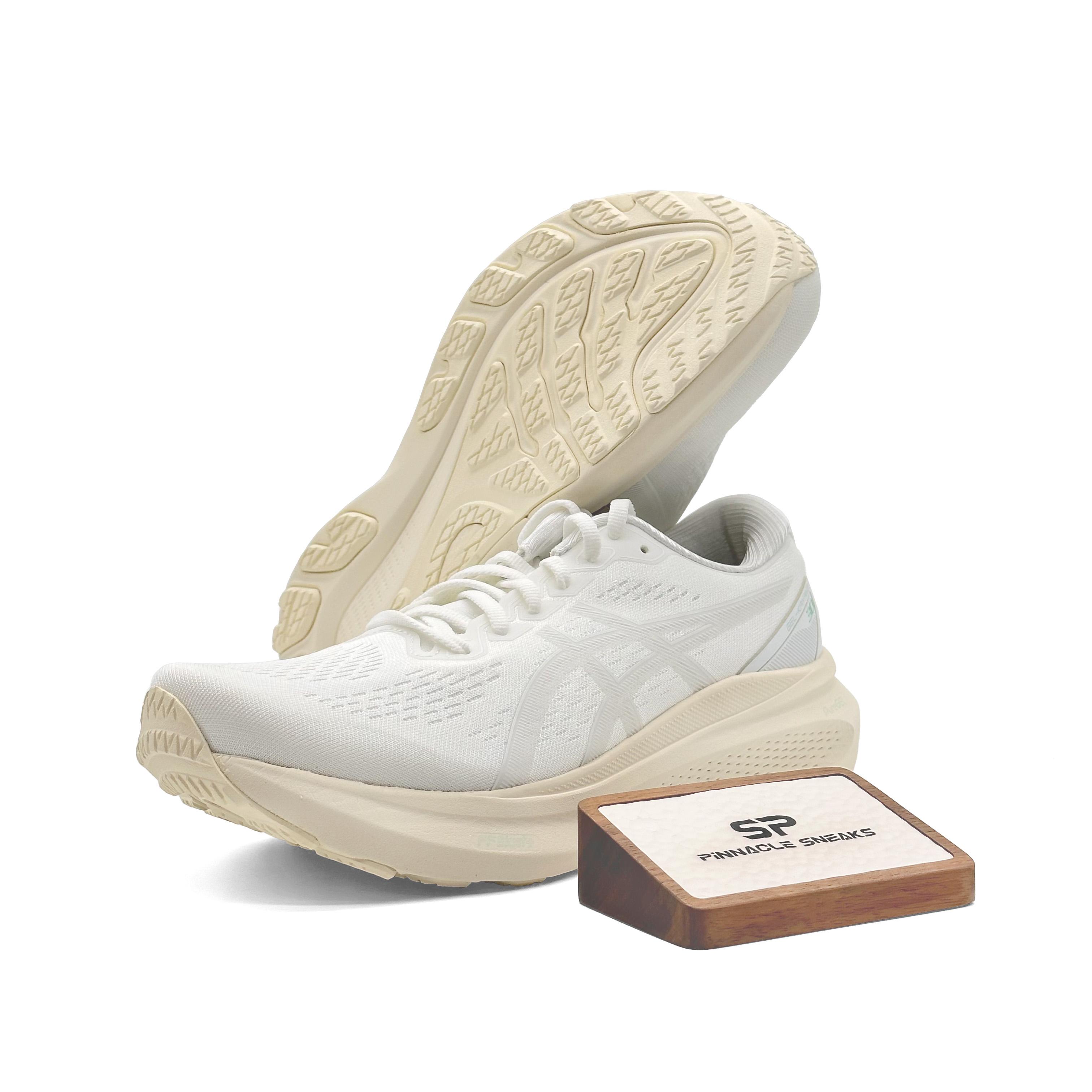 ASICS Gel Kayano 30 Balts Off