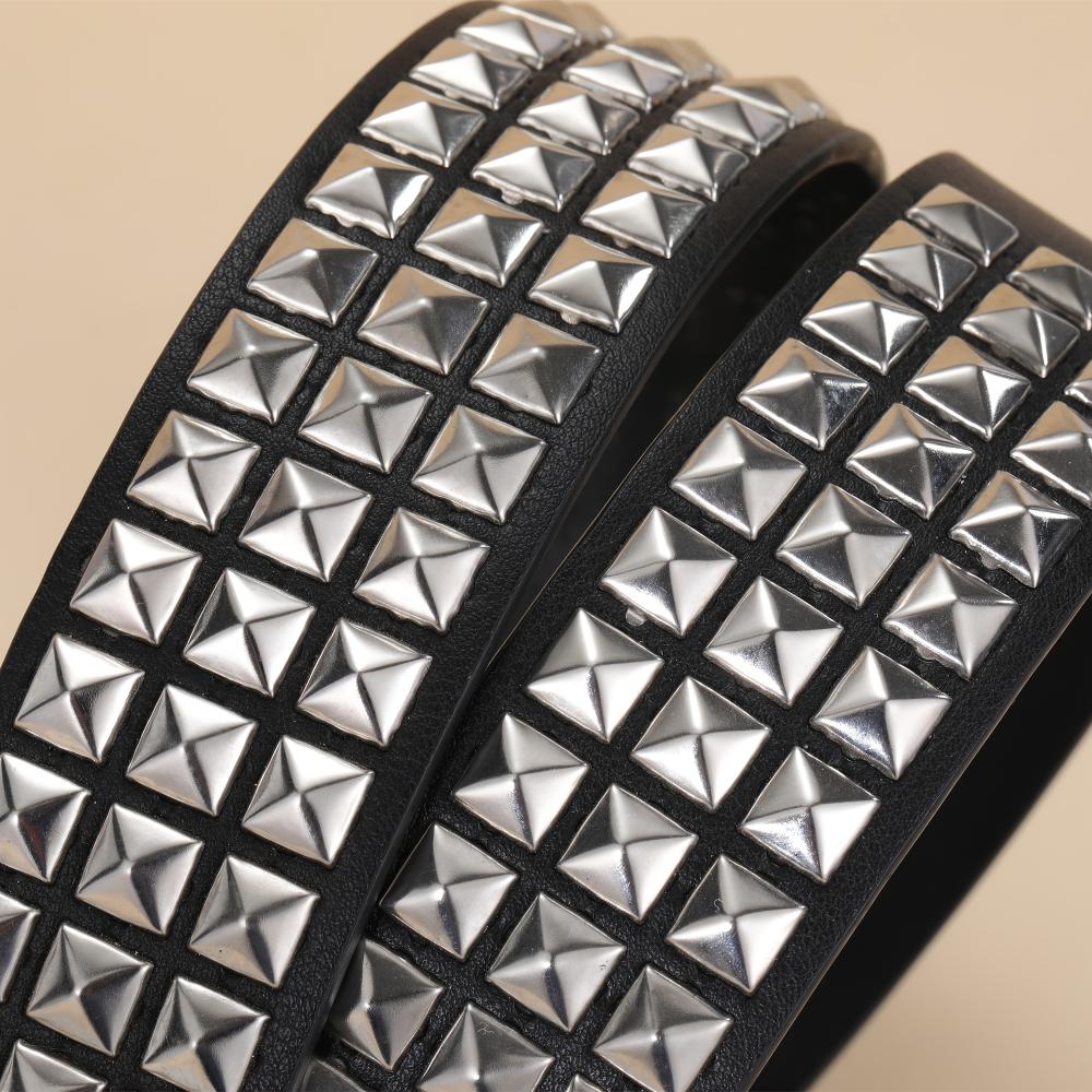 Black Rivet Punk Style Belt with Bright Metal Pyramid Decoration, Suitable for Men and Women
