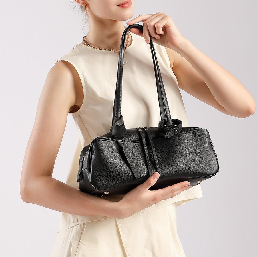 Winter First Layer Cowhide Bowling Armpit Bag Shoulder Bag Toast Bag Pillow Bag Large Capacity Commuter Leather Women'S Bag