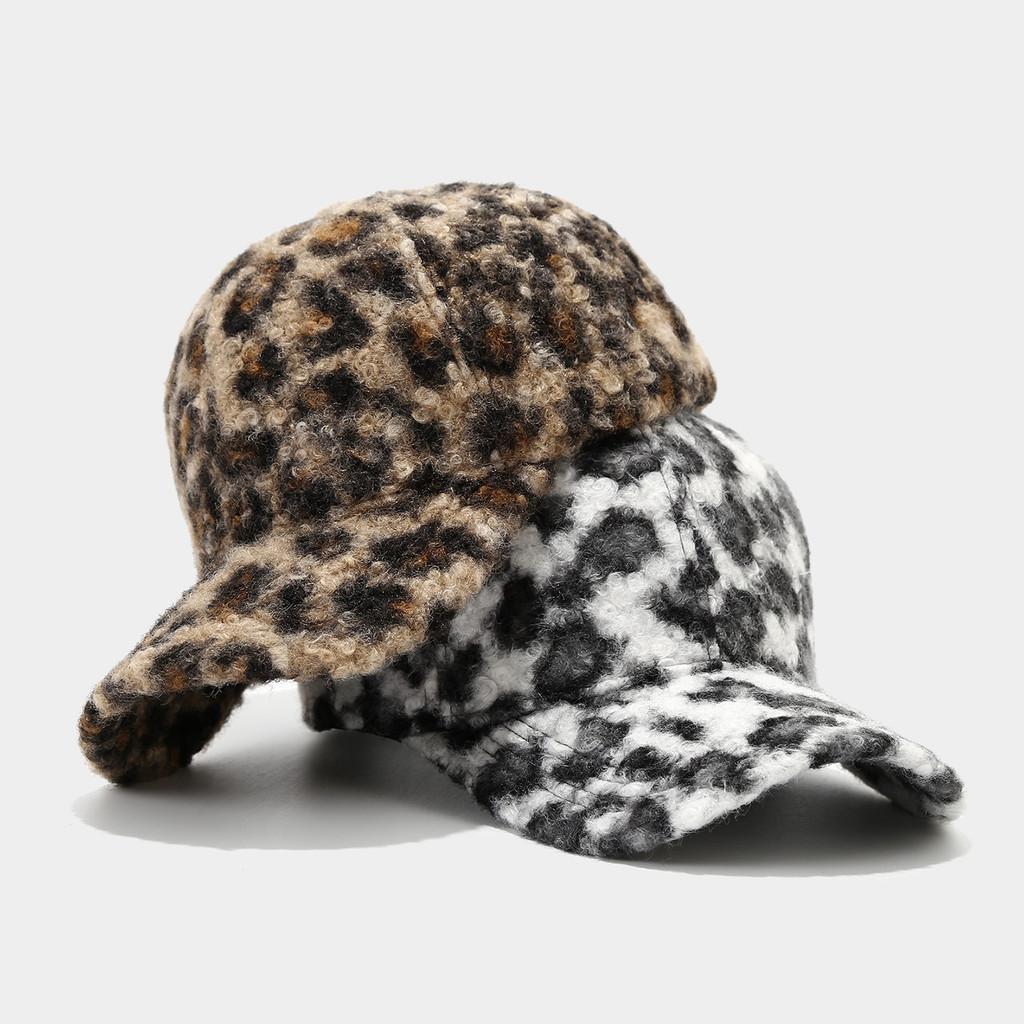 Modern Leopard Print Baseball Cap With Warm Polyester For Fall Winter Outdoor Casual Wear