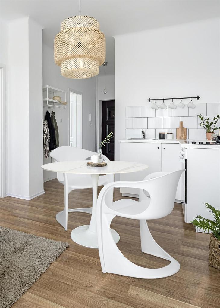 Skinny Premium Stone ROUND TABLE WHITE MARBLE