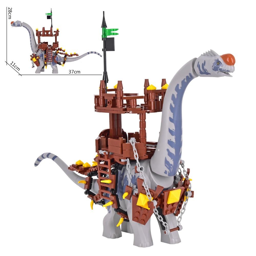 Jurské dobrodružství záchrany dinosaurů Stavebnice s pohyblivou figurkou T-rexe Pevný domček na strome a model záchranného nákladného auta Stavebné kocky