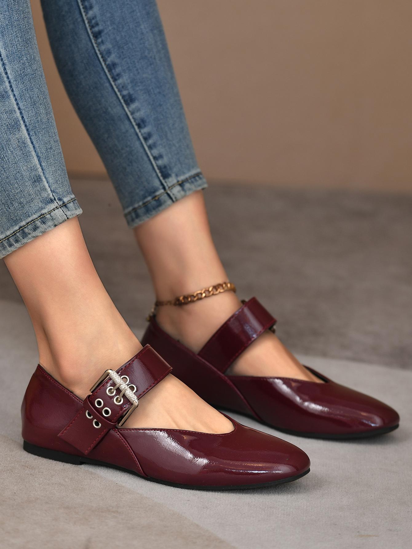 

Ранняя весна новая леопардовая расцветка круглый носок пряжка ретро балетный стиль плоская подошва Мэри Джейн модные туфли с открытым подъемом большого размера 42 красный