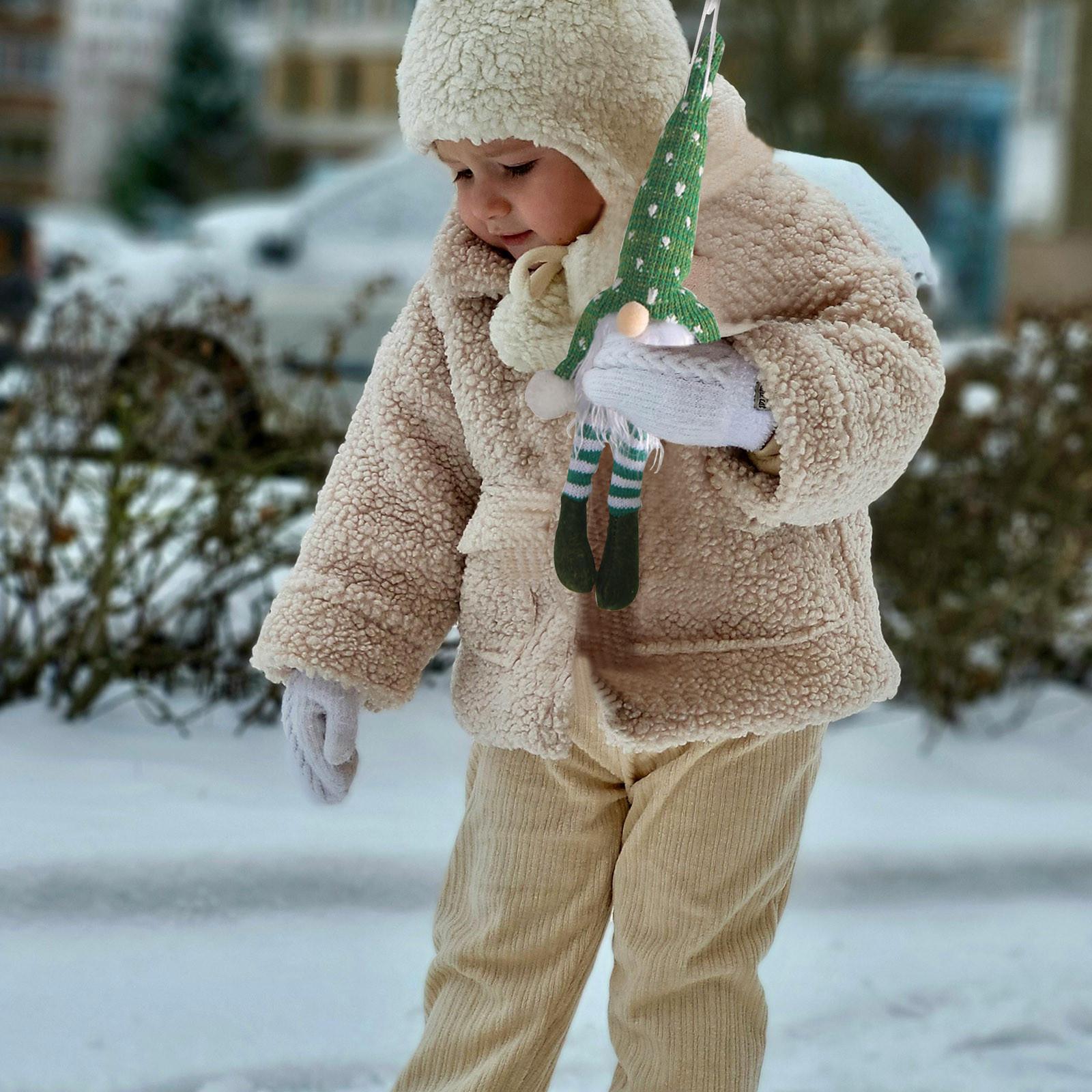 

Рождественский старик в лесу с лампой, висящей на ноге, подвеска One Size зелёный