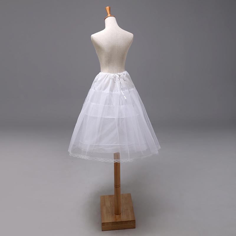 Weißes Blumenmädchenkleid mit zweilagigem, stahlverstärktem Puffrock für Aufführungen