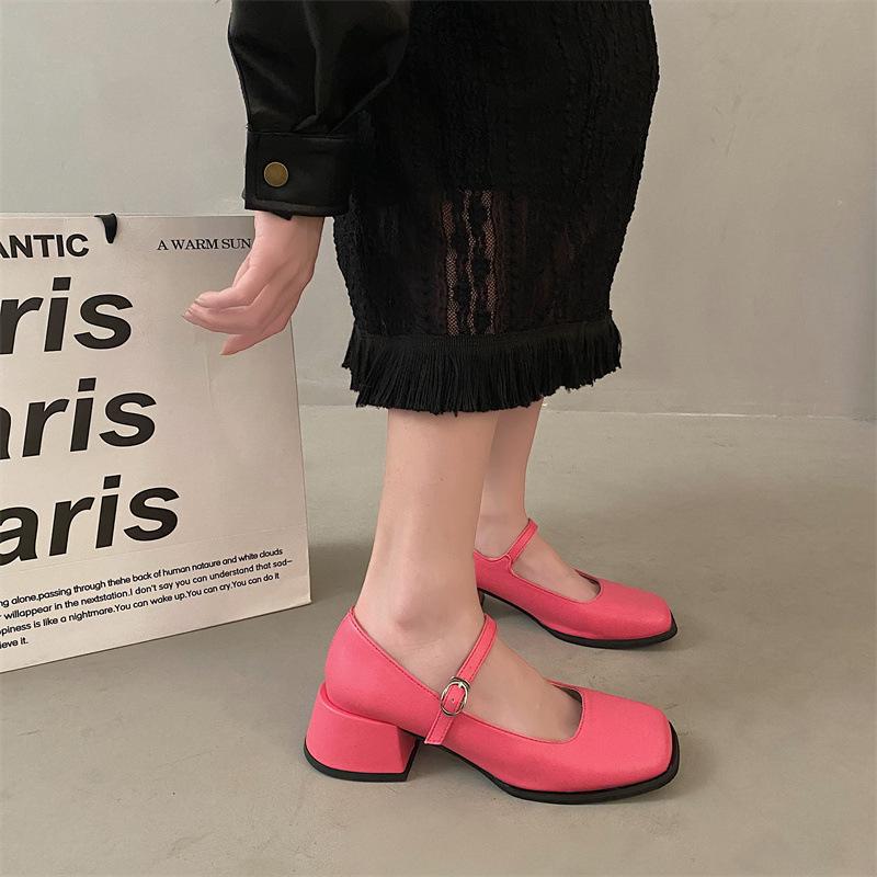 Fashion Mary Janes Vintage Sandals Woman 2024 New Buckle Non-Slip Casual Medium Heels Office Ladies Solid Elegant Heels Pumps Zapatos