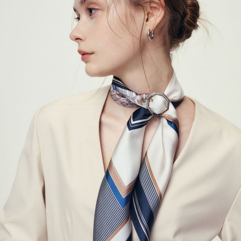 Saint Luxure Ivy Beige Navy