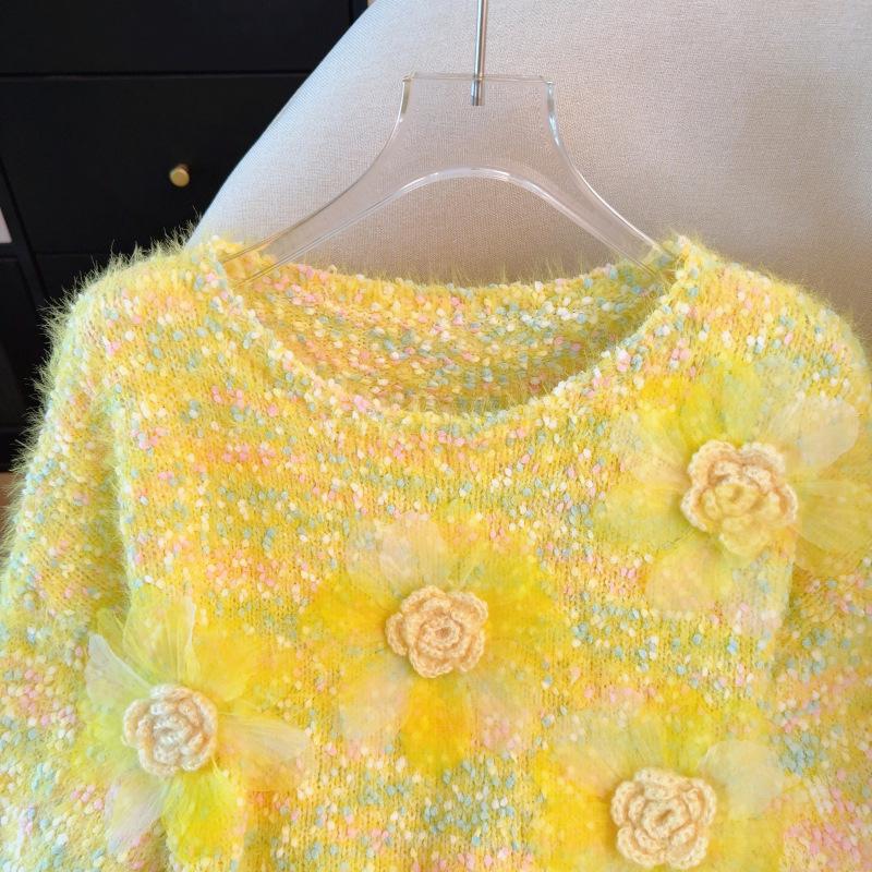 Chic Faux Mink Velvet Sweater: Soft, Sweet, and Elegant with 3D Floral Design for Women - Perfect for Spring and Autumn.
