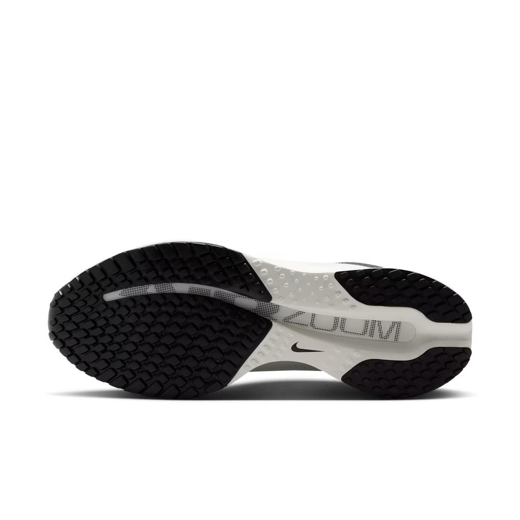 IR2166-001 Nike Pegasus Premium "Black/Sail" (Men's)