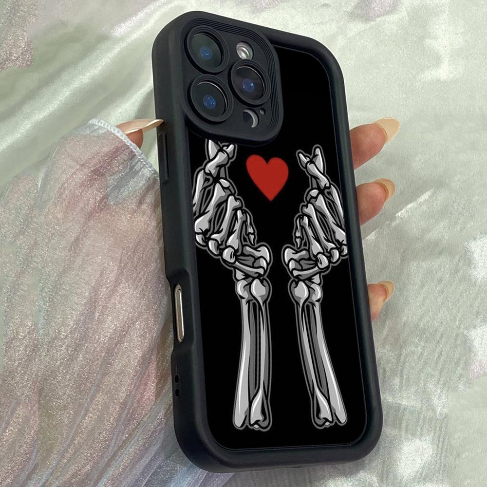

JT321 Рука-череп Любовь для iPhone 17 16 15 14 Pro Max Samsung S26 S25 Ultra A17 A16 A07 A56 A06 A13 A14 Xiaomi 15T Redmi 15c Note 14 13 Мягкий чехол for iPhone 5/5s чёрный