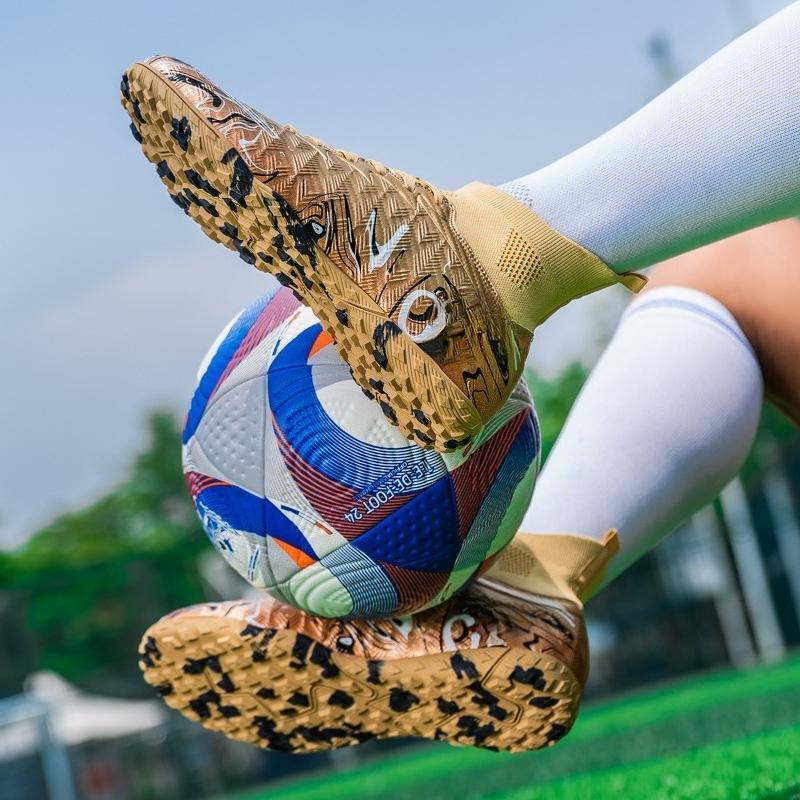 34-46 Unisex Football Boots Rubber Soft Sole Short Nail Artificial Turf Youth Children Football Shoes Boys Soccer Shoes
