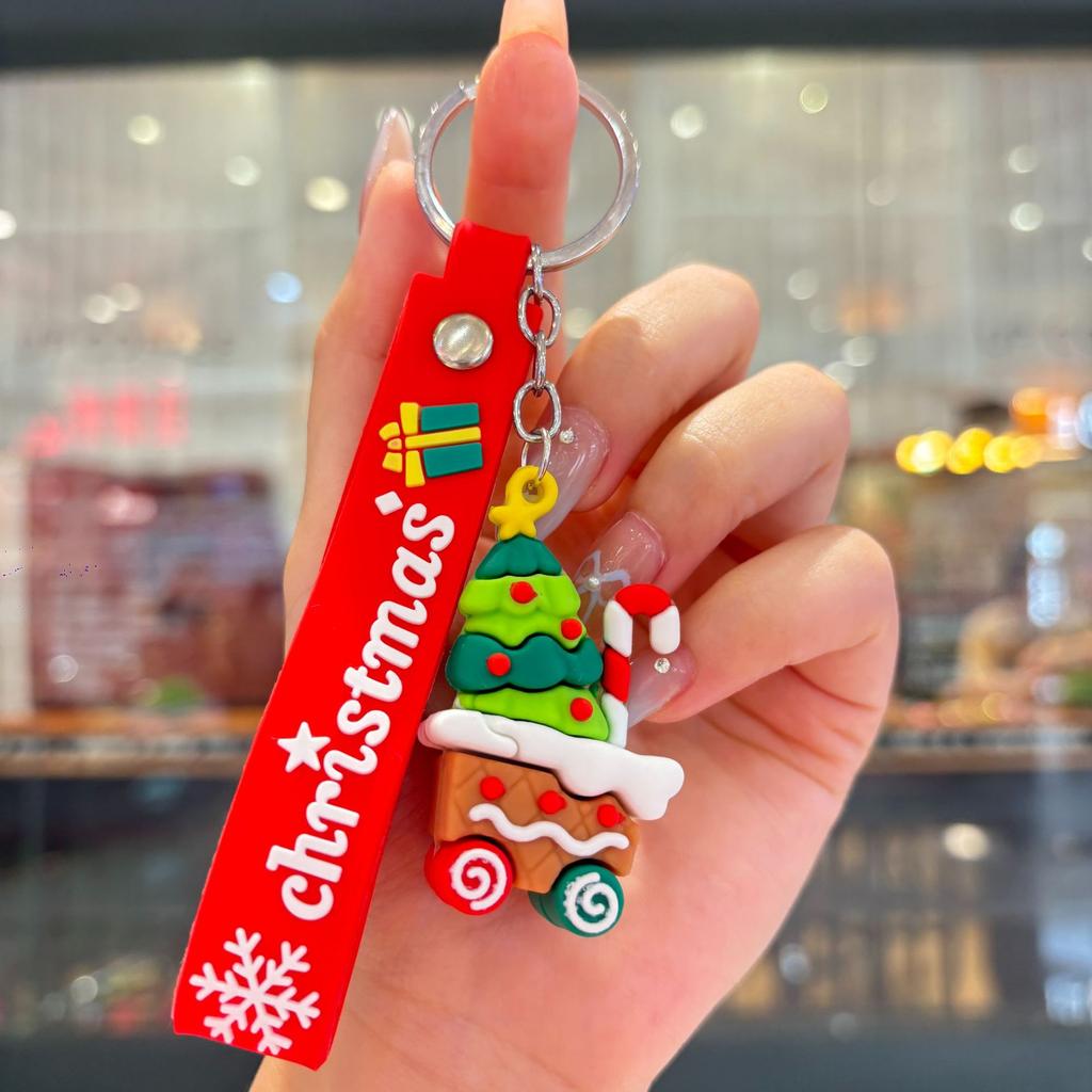 New Christmas Cartoon Keychain Bag Pendant Exquisite Santa Claus Car Keychain Small Gift