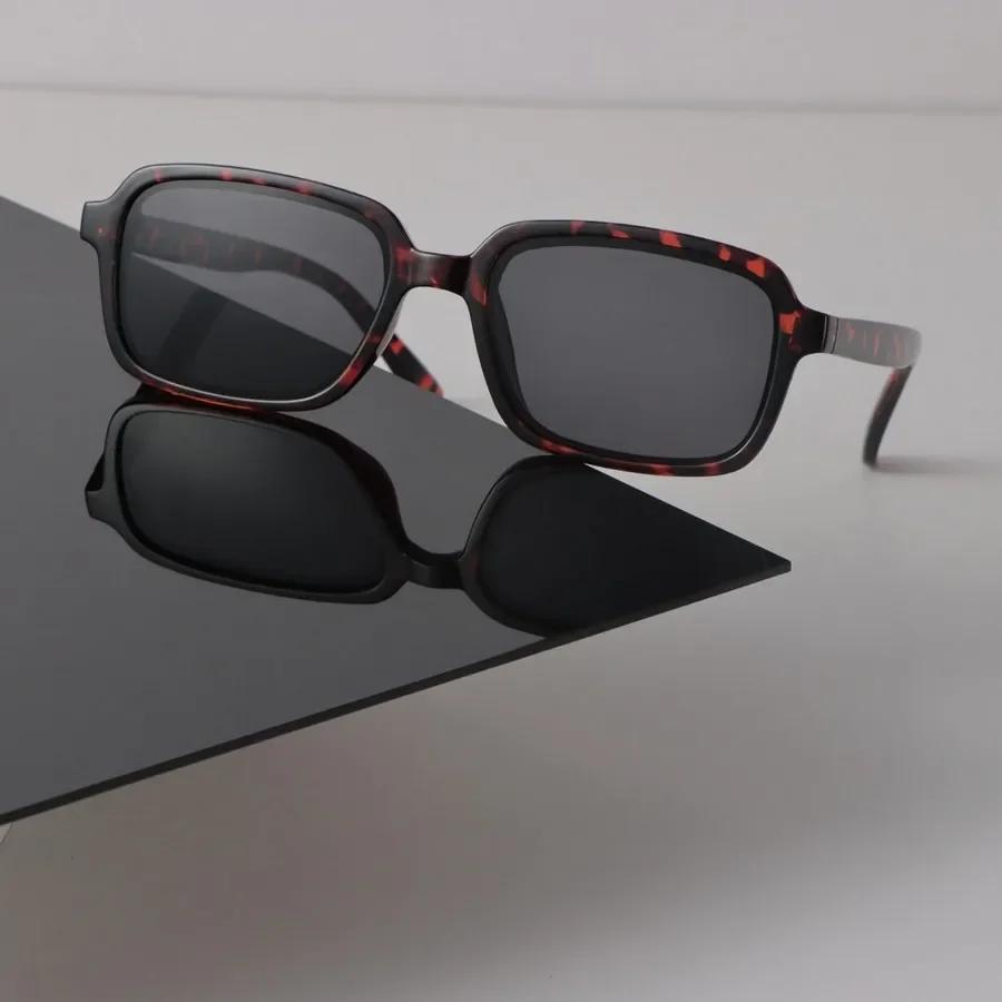 Vintage Rectangle Sunglasses Women Men Casual Fashion Glasses Luxurious Brand Designer Female