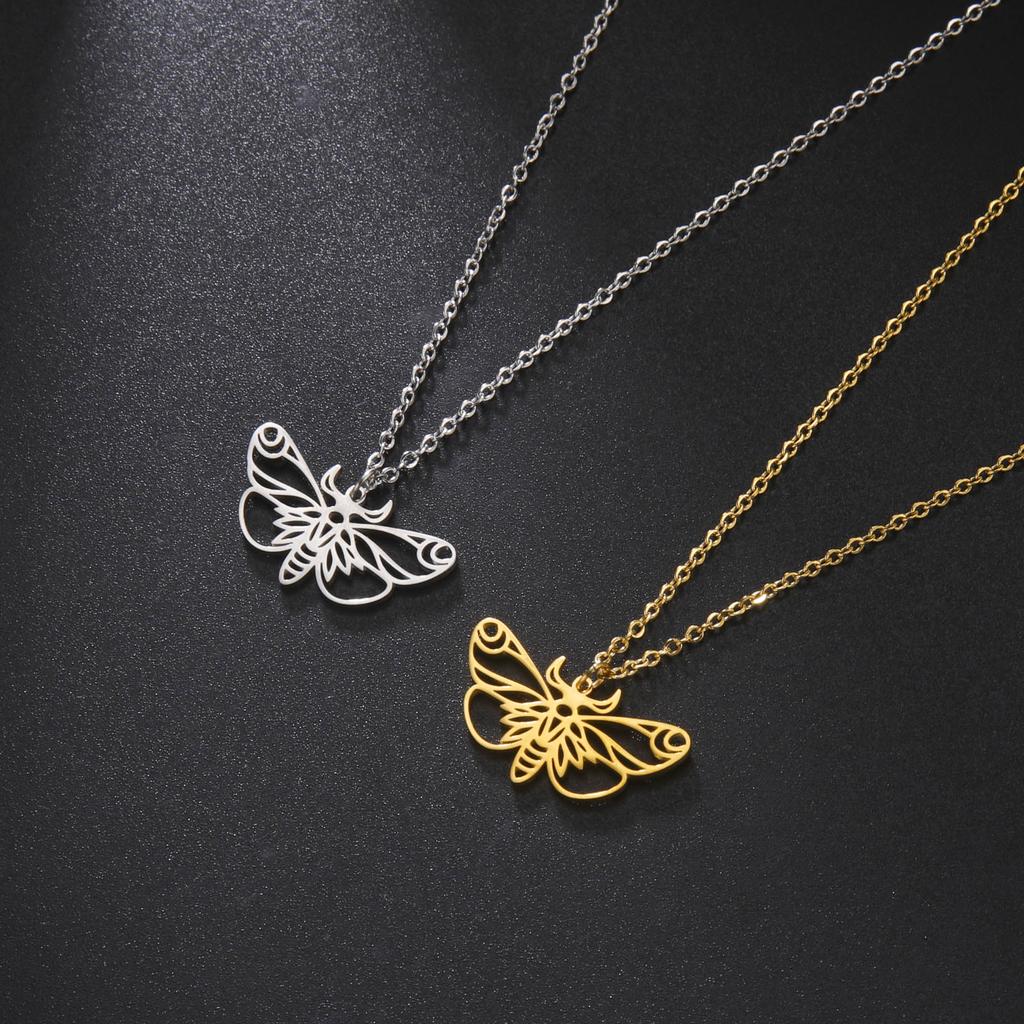 Vintage Moon Phase Luna Death Moth Pendant Necklaces for Women Stainless Steel Personality Gothic Butterfly Jewelry Gifts