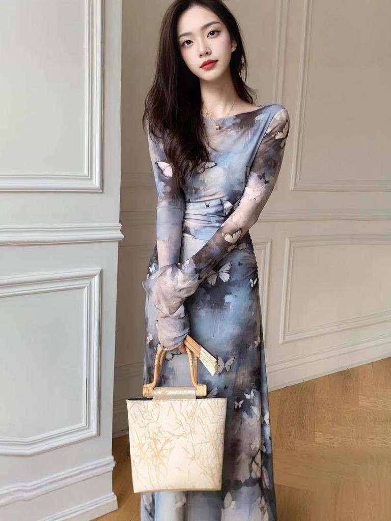 Elegant French-Inspired Ink Painting Dress with Bell Sleeves and Butterfly Waist-Cinching Design