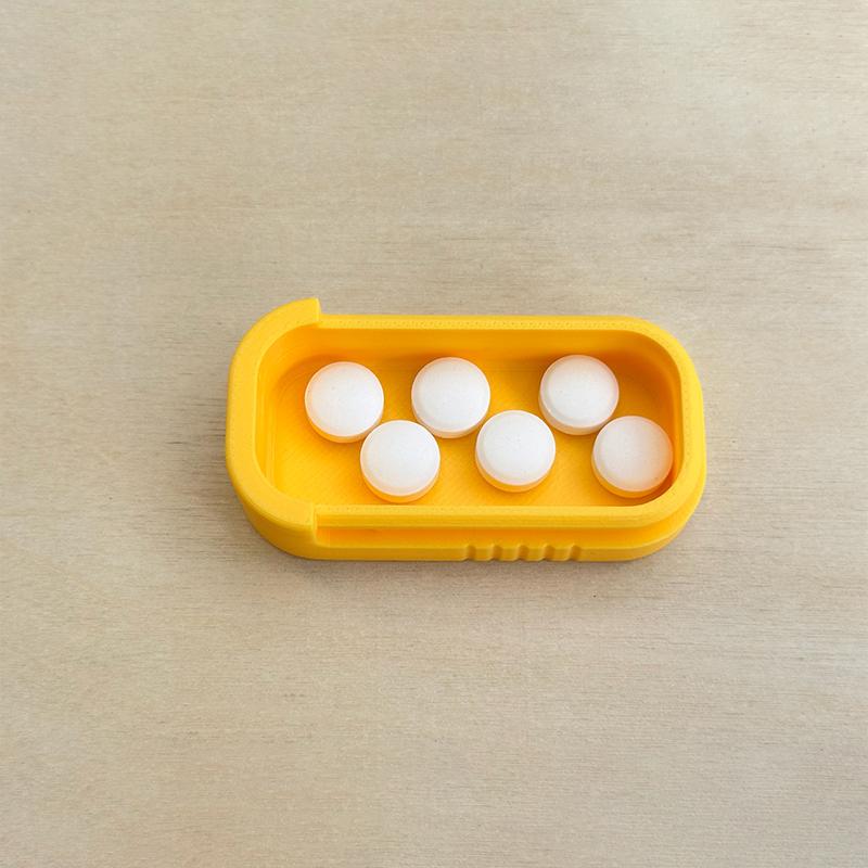 Mini Glidende Pilleæske Med Nøglering Medicin Organizer Glidende Låg Pilleholder Bærbar Rejse Daglig Medicinadministration