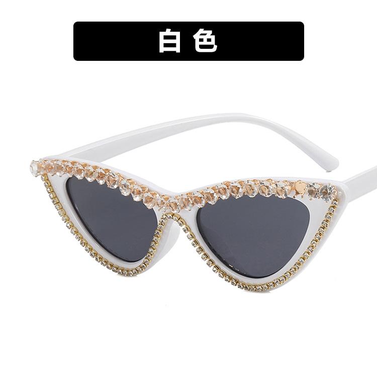 Diamond triangular cat's eye sunglasses New trendy fashion sunglasses Versatile personality exaggerated tide