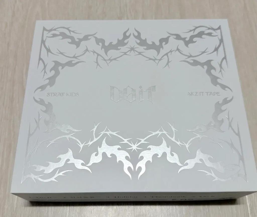 STRAY KIDS Hyunjinsky Jubilee Speaker Album Genielet Přenos